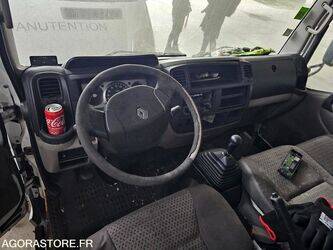 2009-renault-maxity-1435539-46186871