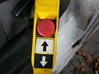 2009-renault-maxity-1435539-46186877