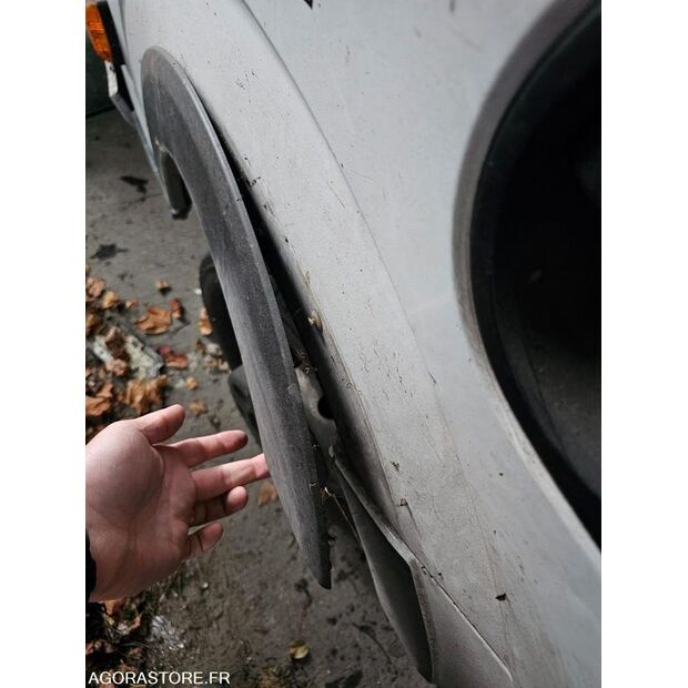 2009 Renault Maxity-46186884