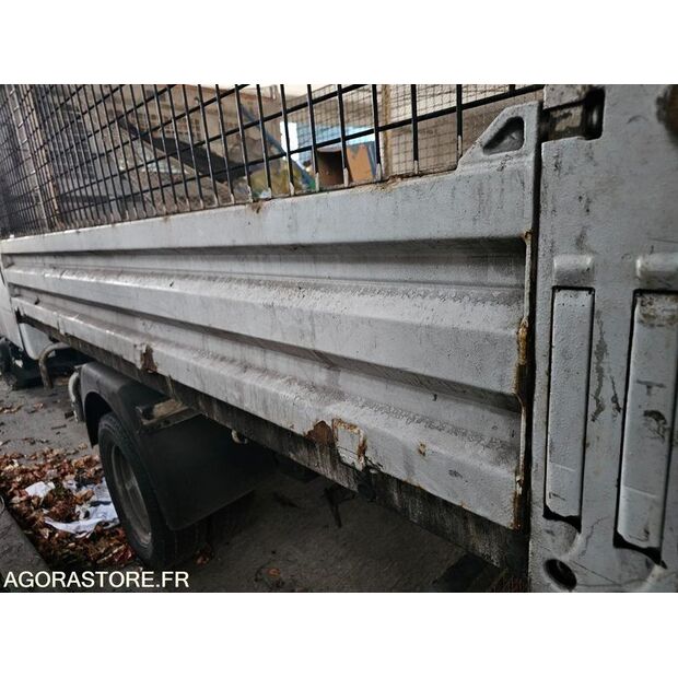 2009 Renault Maxity-46186894