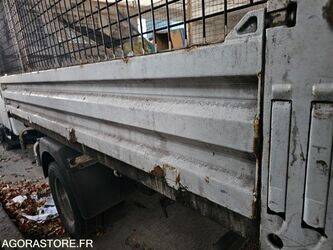 2009-renault-maxity-1435539-46186894