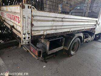 2009-renault-maxity-1435539-46186897