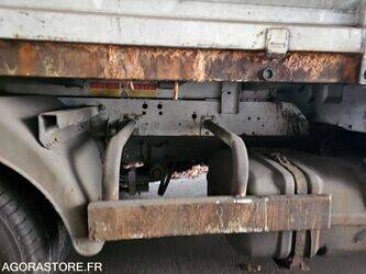 2009-renault-maxity-1435539-46186902