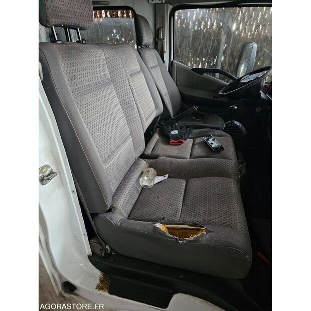 2009 Renault Maxity-46186906