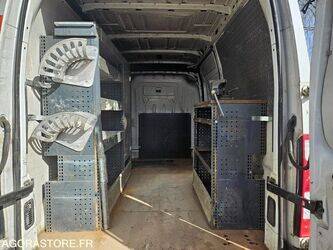 2012-renault-master-1435563-46187208