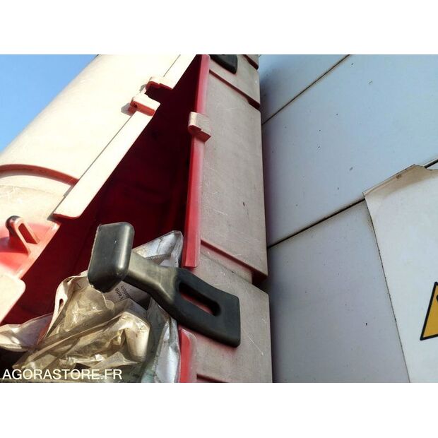 2014 شميتز كارجوبول-46187239