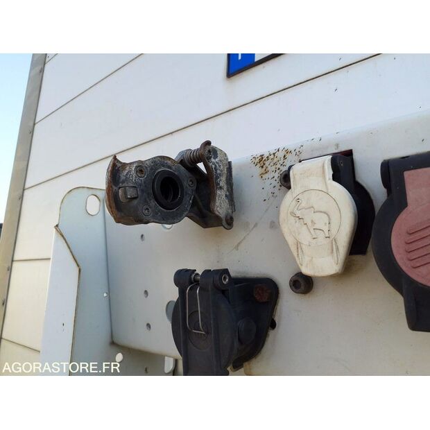 2014 شميتز كارجوبول-46187240