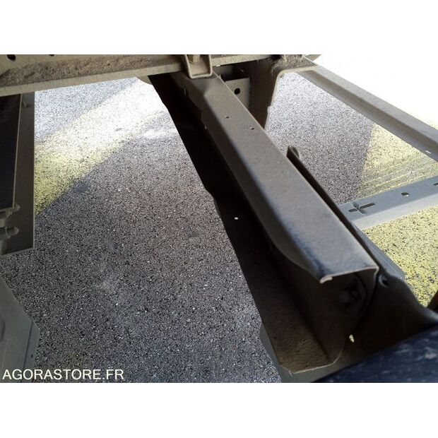 2014 شميتز كارجوبول-46187254