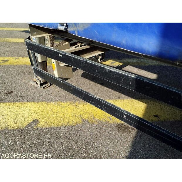 2014 شميتز كارجوبول-46187284