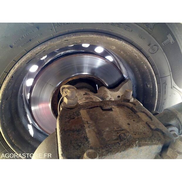 2014 شميتز كارجوبول-46187296