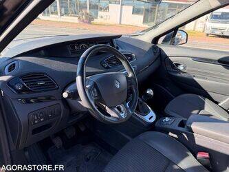 2013-renault-scenic-46187371