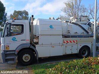 Image for COMMERCIAL VEHICLES 2008 Mercedes-Benz 1833