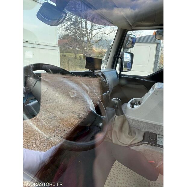 2008 Renault Lander-46187659