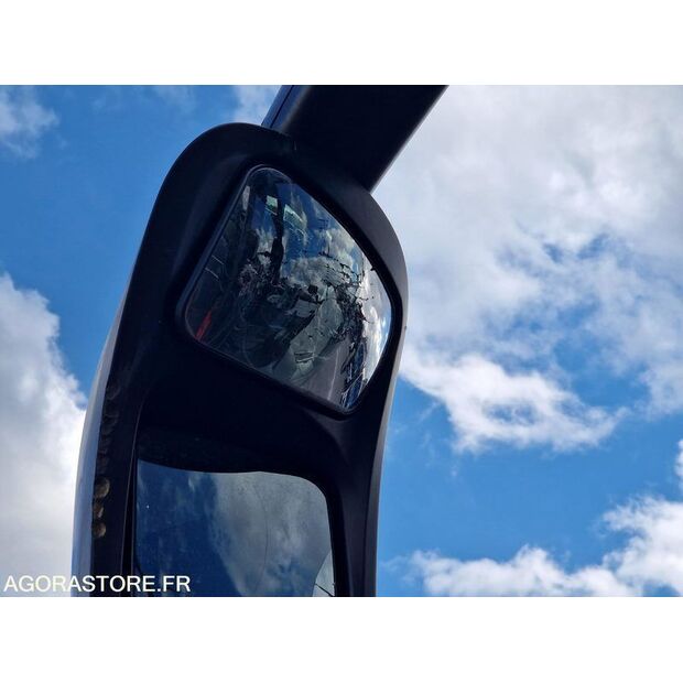 2015 Mercedes-Benz Travego-46187709