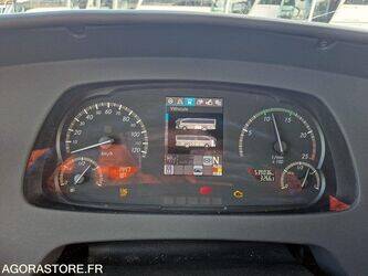 2015-mercedes-benz-travego-1435596-46187722