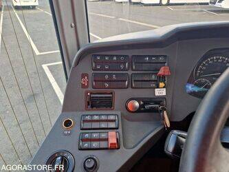 2015-mercedes-benz-travego-1435596-46187723