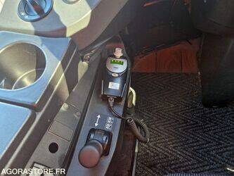 2015-mercedes-benz-travego-1435599-46187886