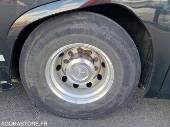 2014-mercedes-benz-travego-1435600-46187927