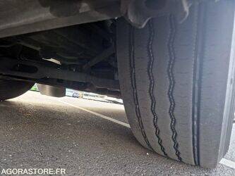 2014-mercedes-benz-travego-1435600-46187937