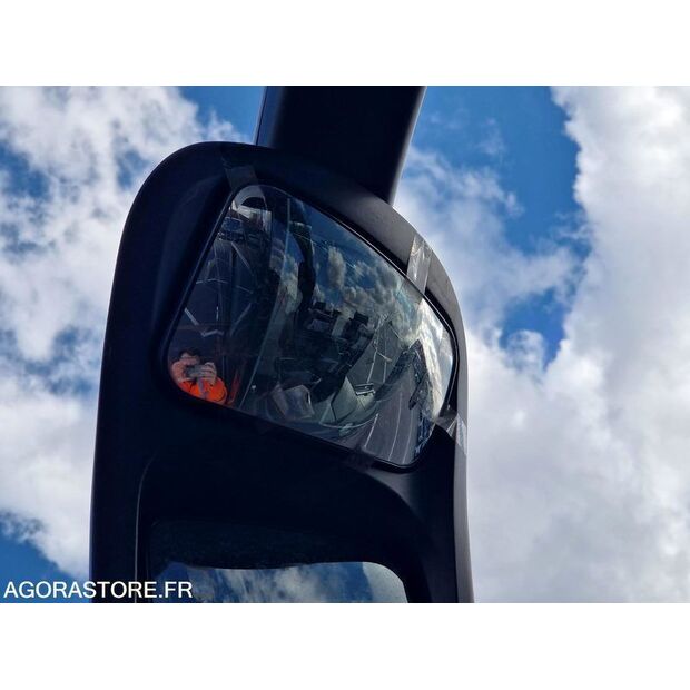 2014 Mercedes-Benz Travego-46187941