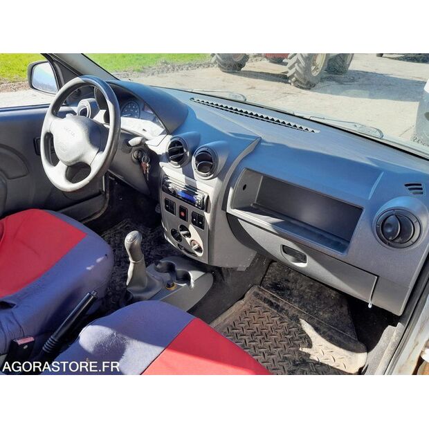 2011 Dacia LOGAN-46187978