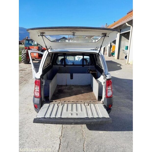 2011 Dacia LOGAN-46187982