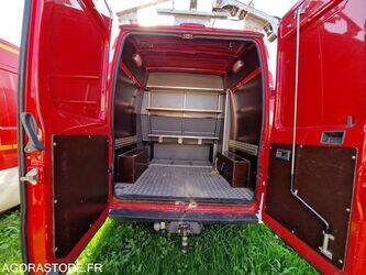 2002-peugeot-boxer-1435012-46188029