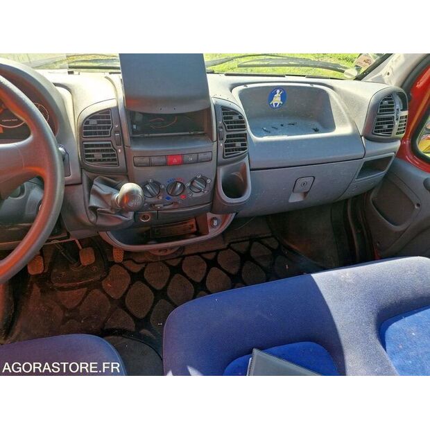 2002 بيجو BOXER-46188033