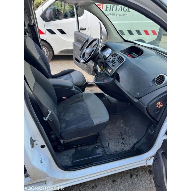 2017 Renault Kangoo-46188041