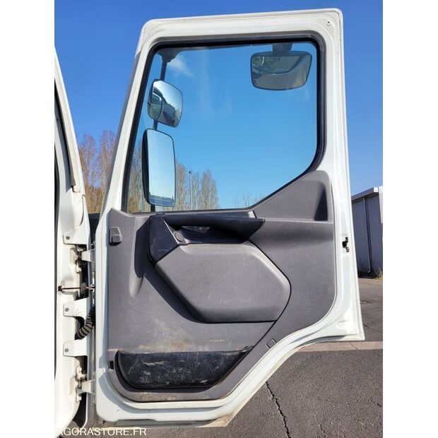 2001 Renault PREMIUM-46188094