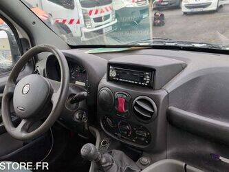 2008-fiat-doblo-1435052-46188248