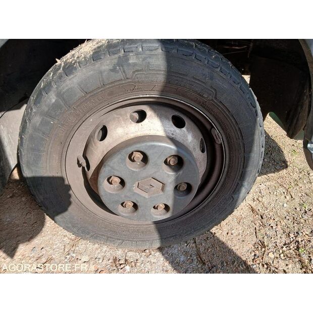 2019 Renault Maxity-46188485