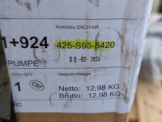 2025-komatsu-skf-greasing-pump-425-s95-8420-46189893