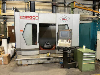 صورة ل متنوع 2005 OMV Esagon