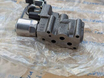 2025-komatsu-valva-assy-14x-15-00022-46190102