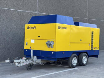 صورة ل كومبروسر 2015 كومبير C200