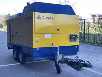 2015-compair-c200-1435693-46190302