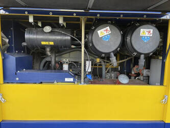 2015-compair-c200-1435693-46190309