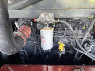 2015-compair-c200-1435693-46190313