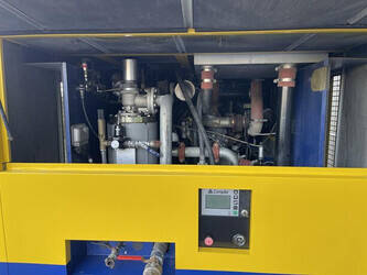 2015-compair-c200-1435693-46190324