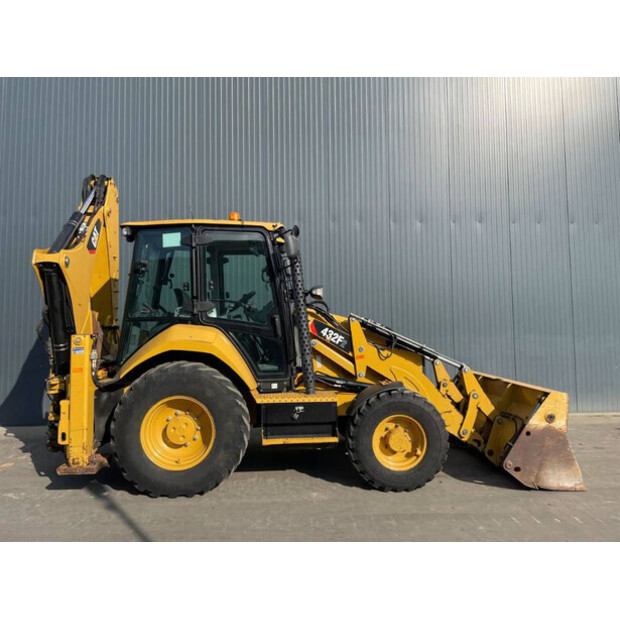 2017 Caterpillar 432F2-46190640