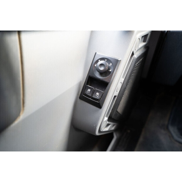 2017 رينو C460-46192010