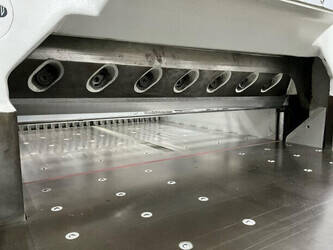 1999-wholenberg-76-46192038