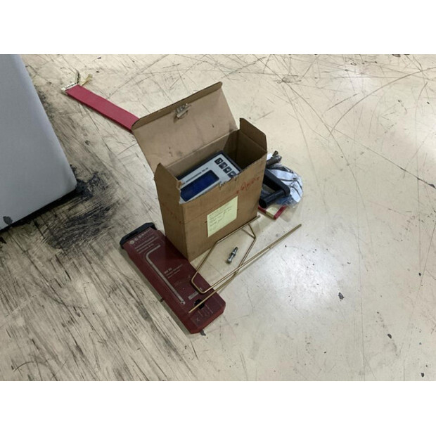 1999 Wholenberg 76-46192044