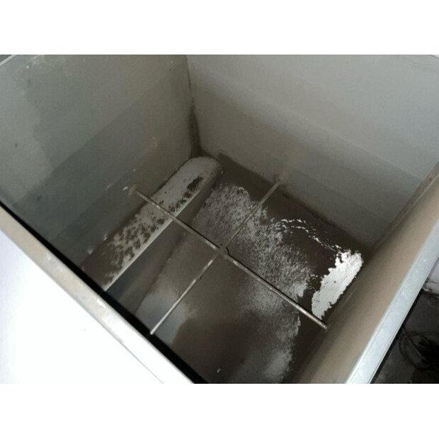 2015 جاردنر دينيفر VS22-10A-46192077