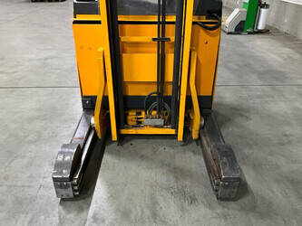 2006-jungheinrich-etv214-46192129