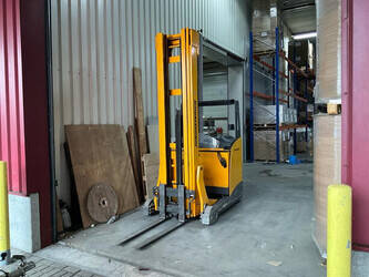 صورة ل رافعات شوكية 2011 جنجهينريتش ETV216