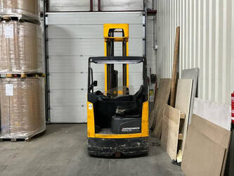 2011-jungheinrich-etv216-1435755-46192173