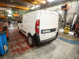 2012-fiat-doblo-1435759-46192221