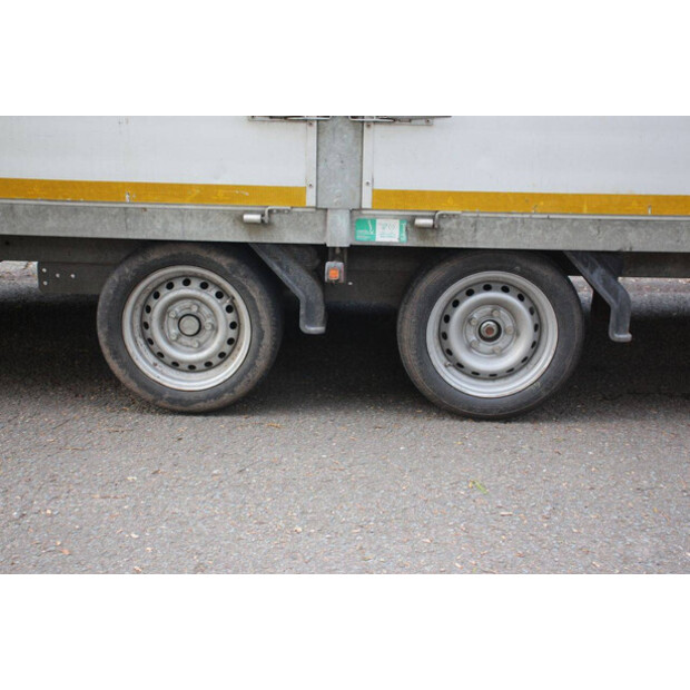 2020 EDUARD P4-46192285